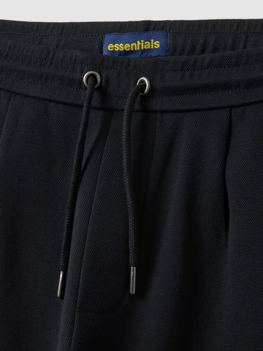 Shorts in puro cotone nero regular fit con coulisse_5