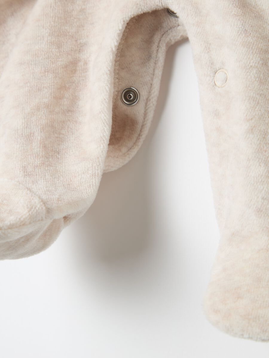 Tutina in velour con ricamo scoiattolo_2
