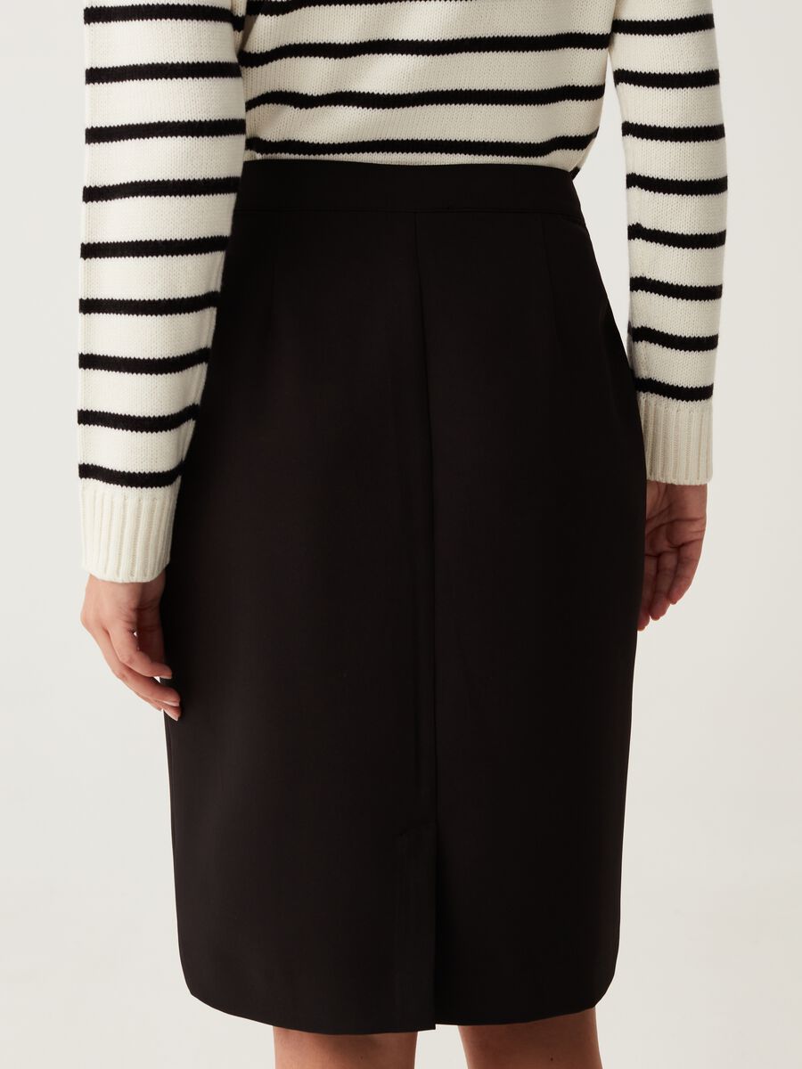 Midi pencil skirt with raised stitching_2