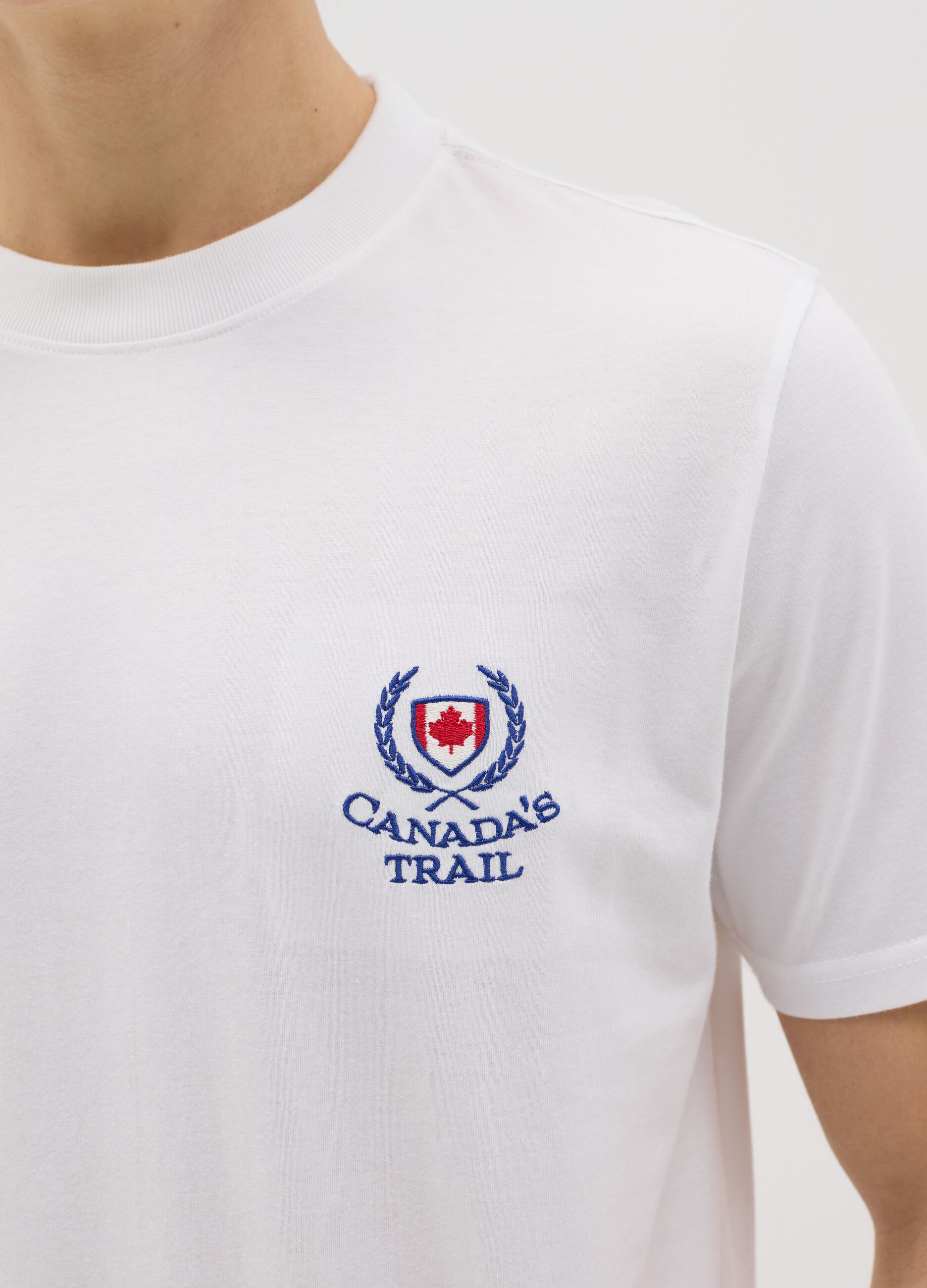 Canada's Trail white T-shirt with embroidery