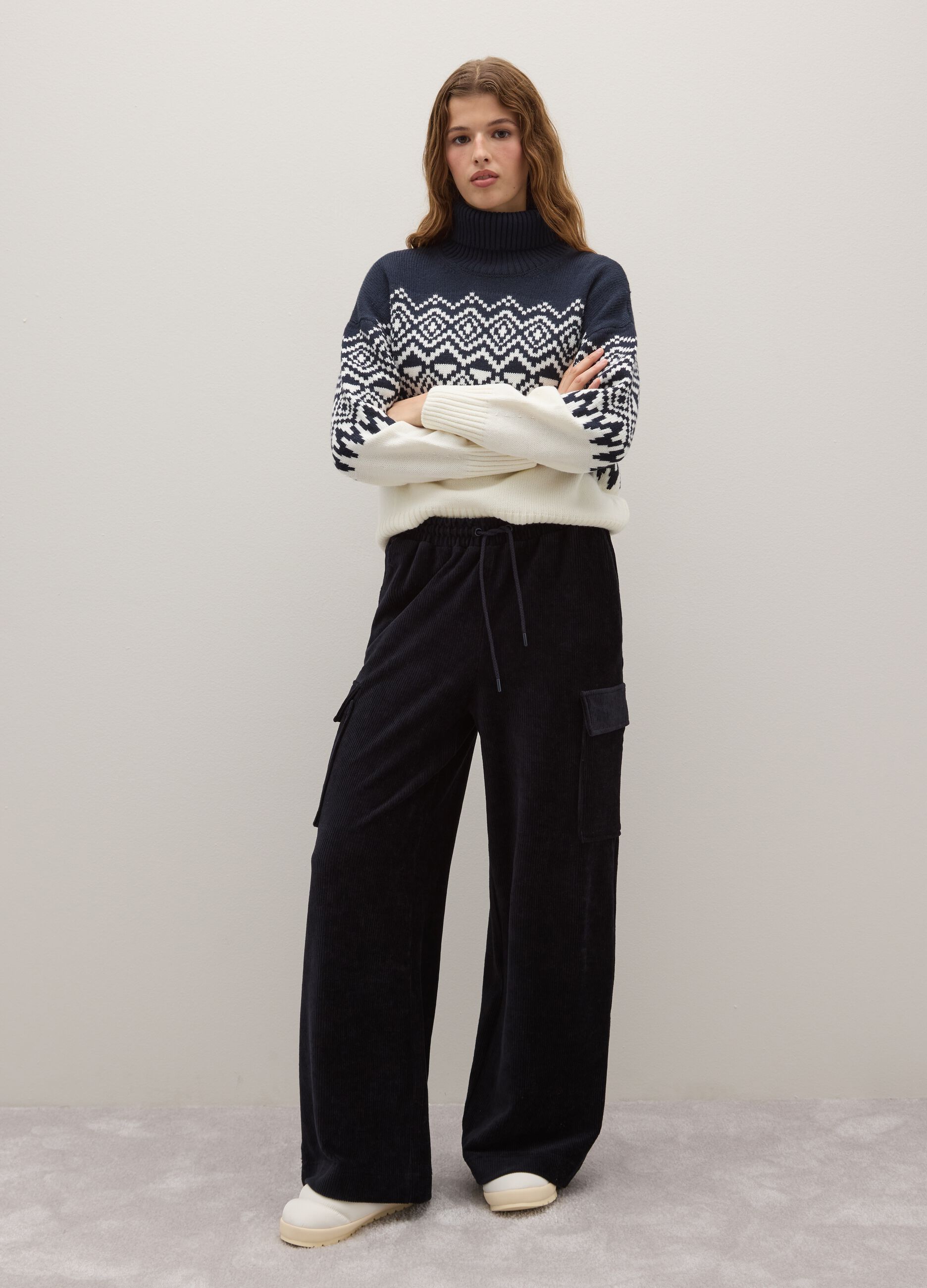 Black cotton blend wide leg cargo trousers