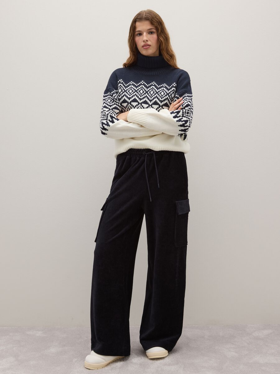 Black cotton blend wide leg cargo trousers_0