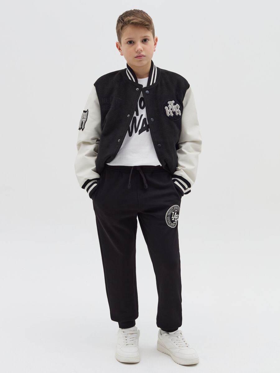 Joggers with "Varsity Athletic Team" print_1