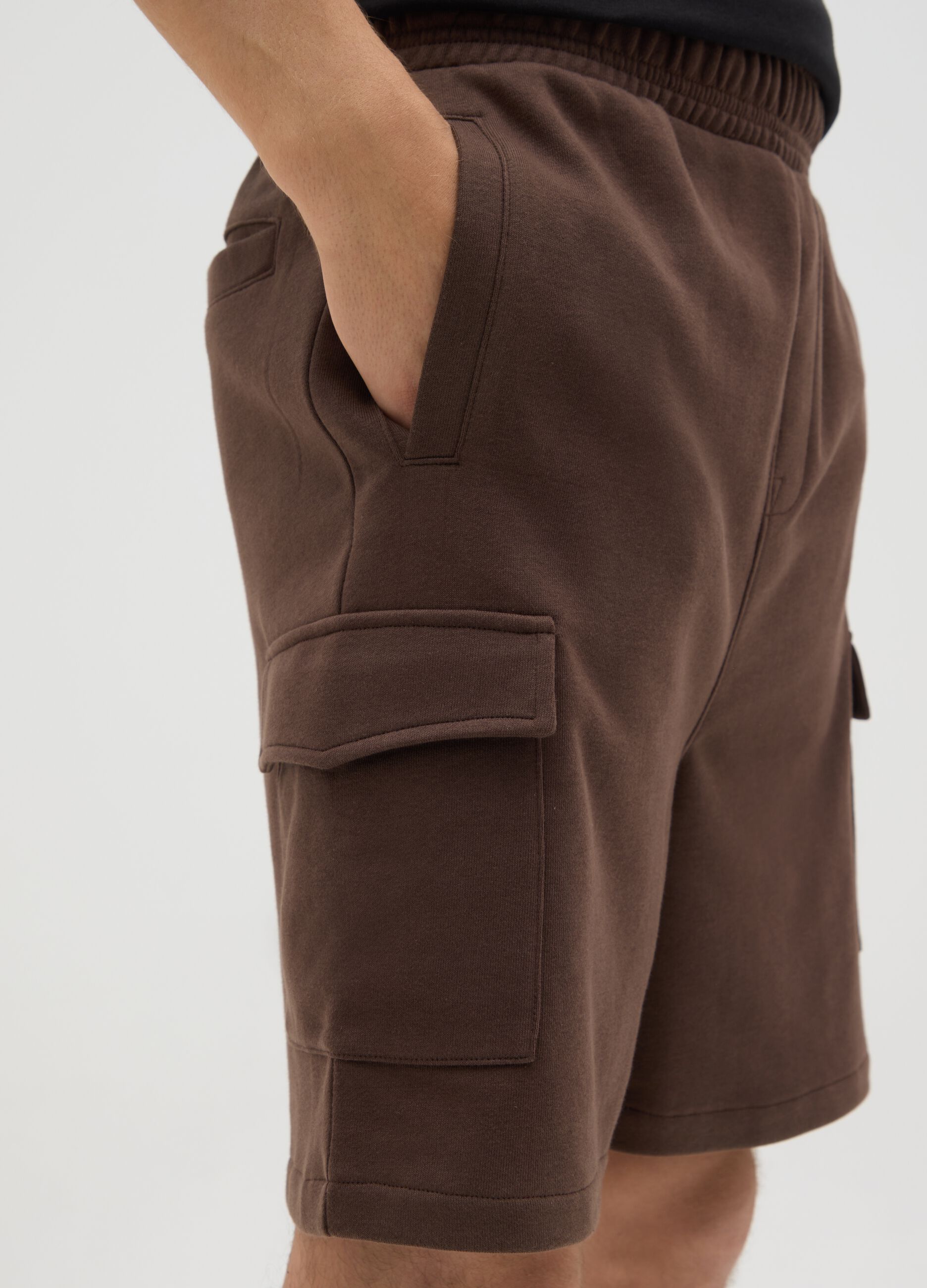 Shorts da uomo in misto cotone marroni relaxed fit
