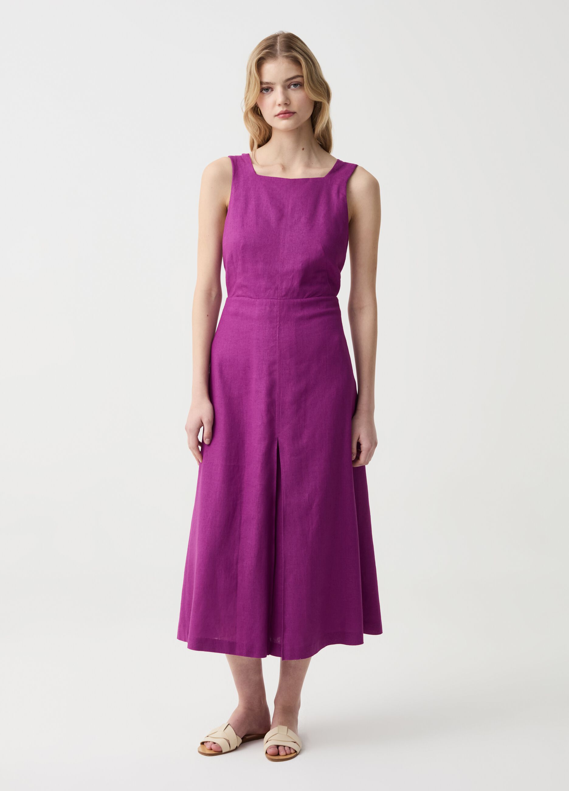 Long dress with crossover straps