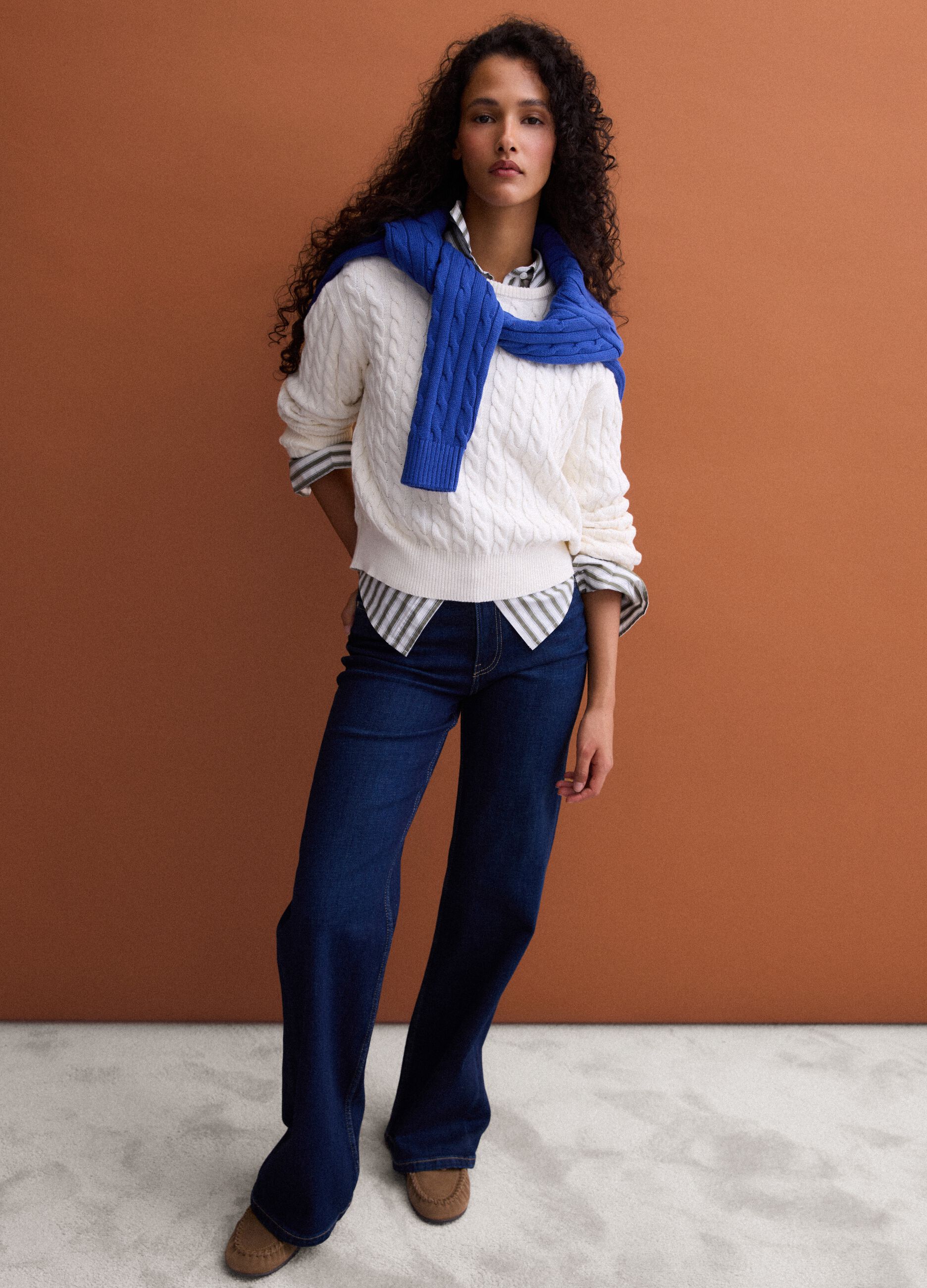 White crew-neck pure cotton cable-knit jumper, regular fit