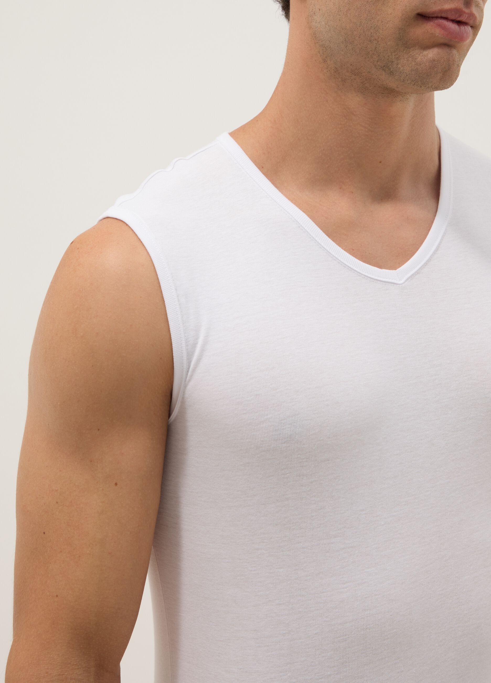 White pure cotton regular fit vest with wide straps