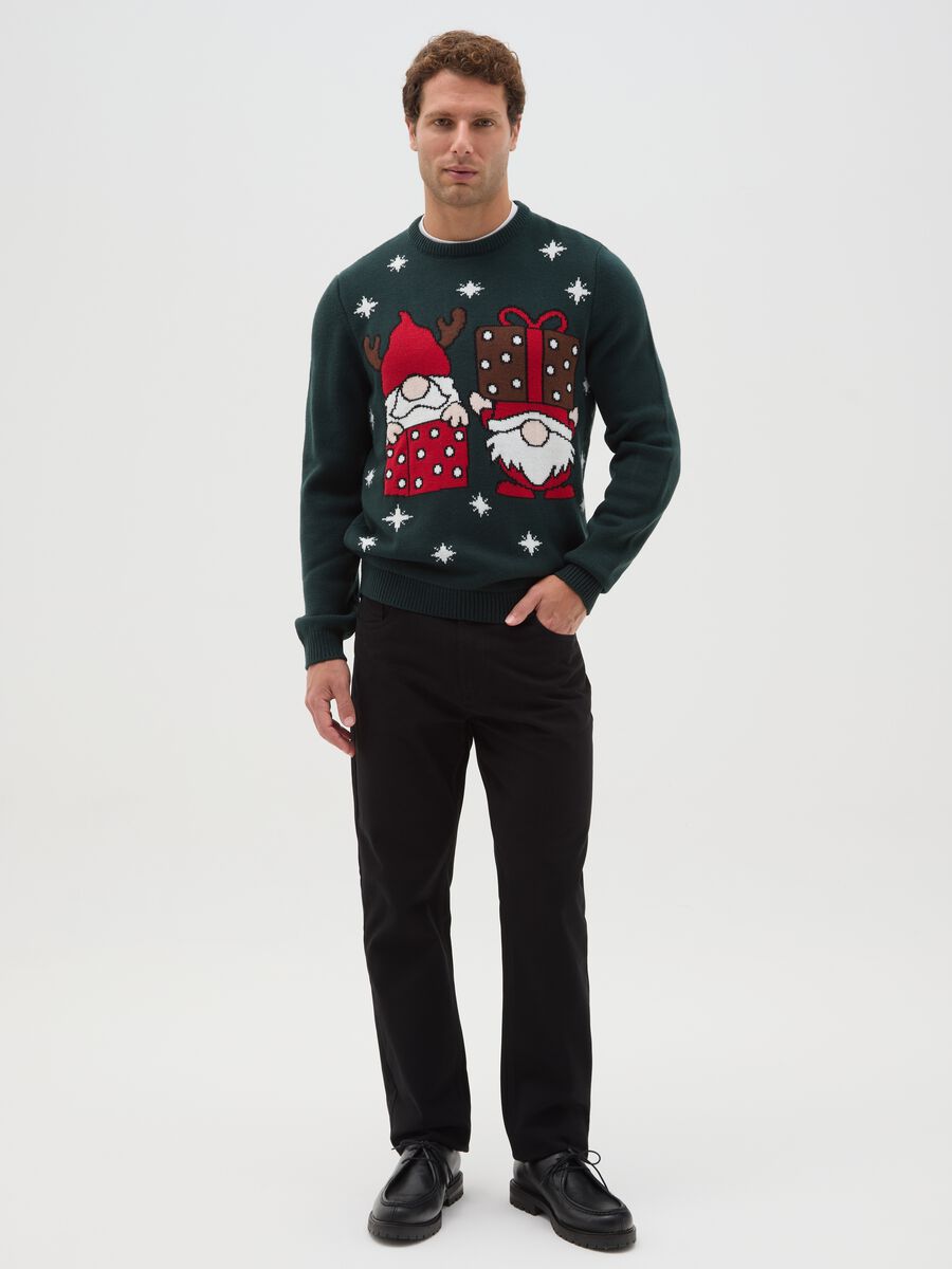 Green regular fit Christmas sweater with embroidery_1