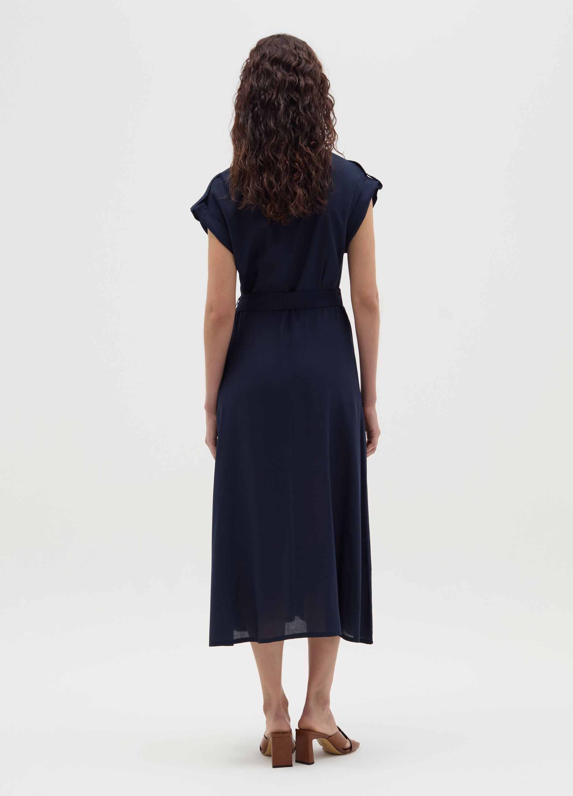 Vestito lungo chemisier con cintura