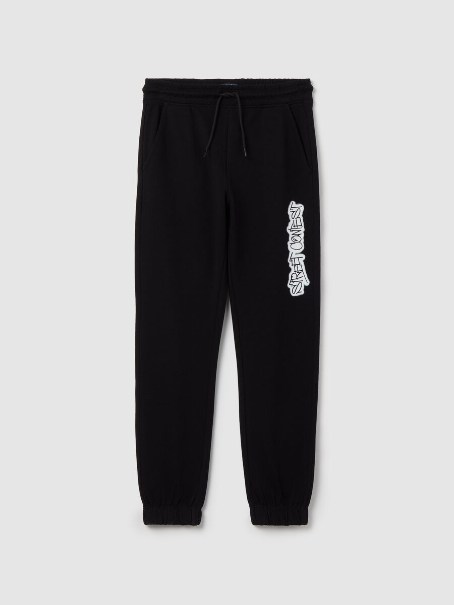 Plush joggers with drawstring and print_0