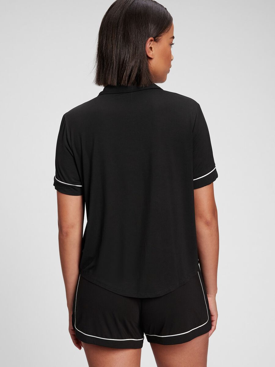Pyjama top with contrasting piping_1