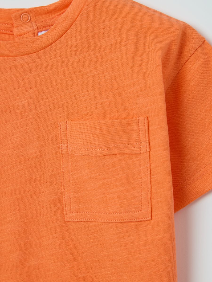 Orange T-shirt in organic cotton with pocket_2