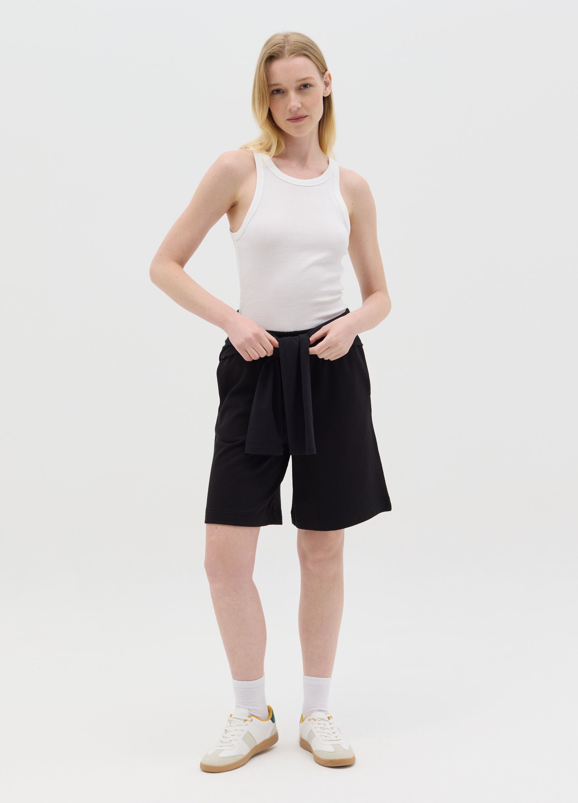Black Bermuda shorts in French terry with elasticated waist