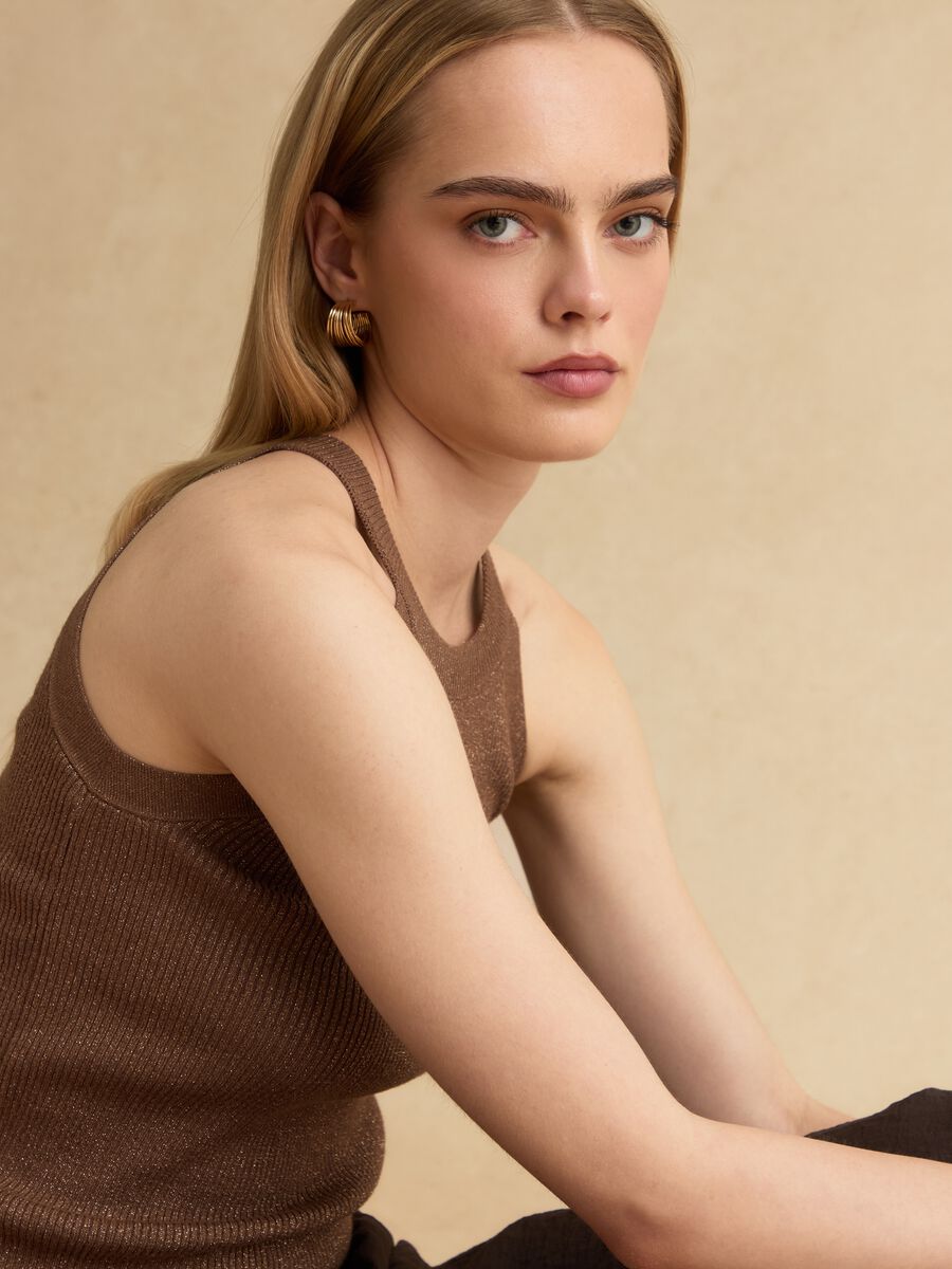 Brown viscose blend fitted tank top_0