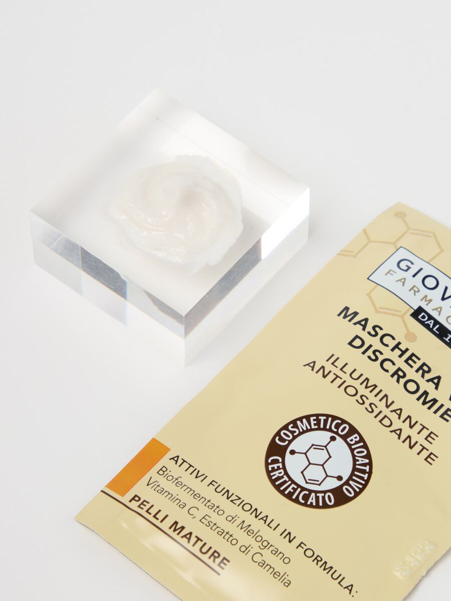 Dyschromia face mask_1