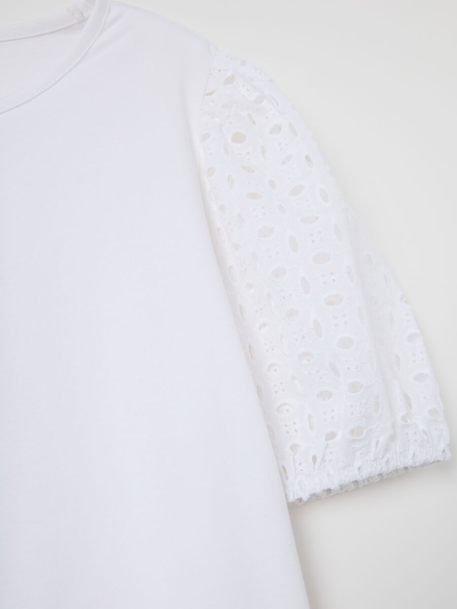 Women's white regular fit stretch cotton T-shirt with balloon sleeves_1