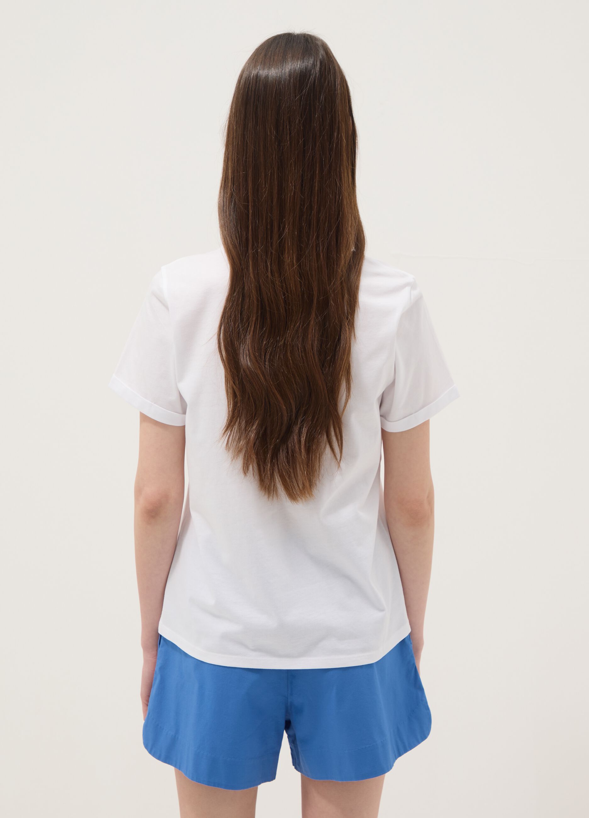 White pure cotton T-shirt with front print, regular fit