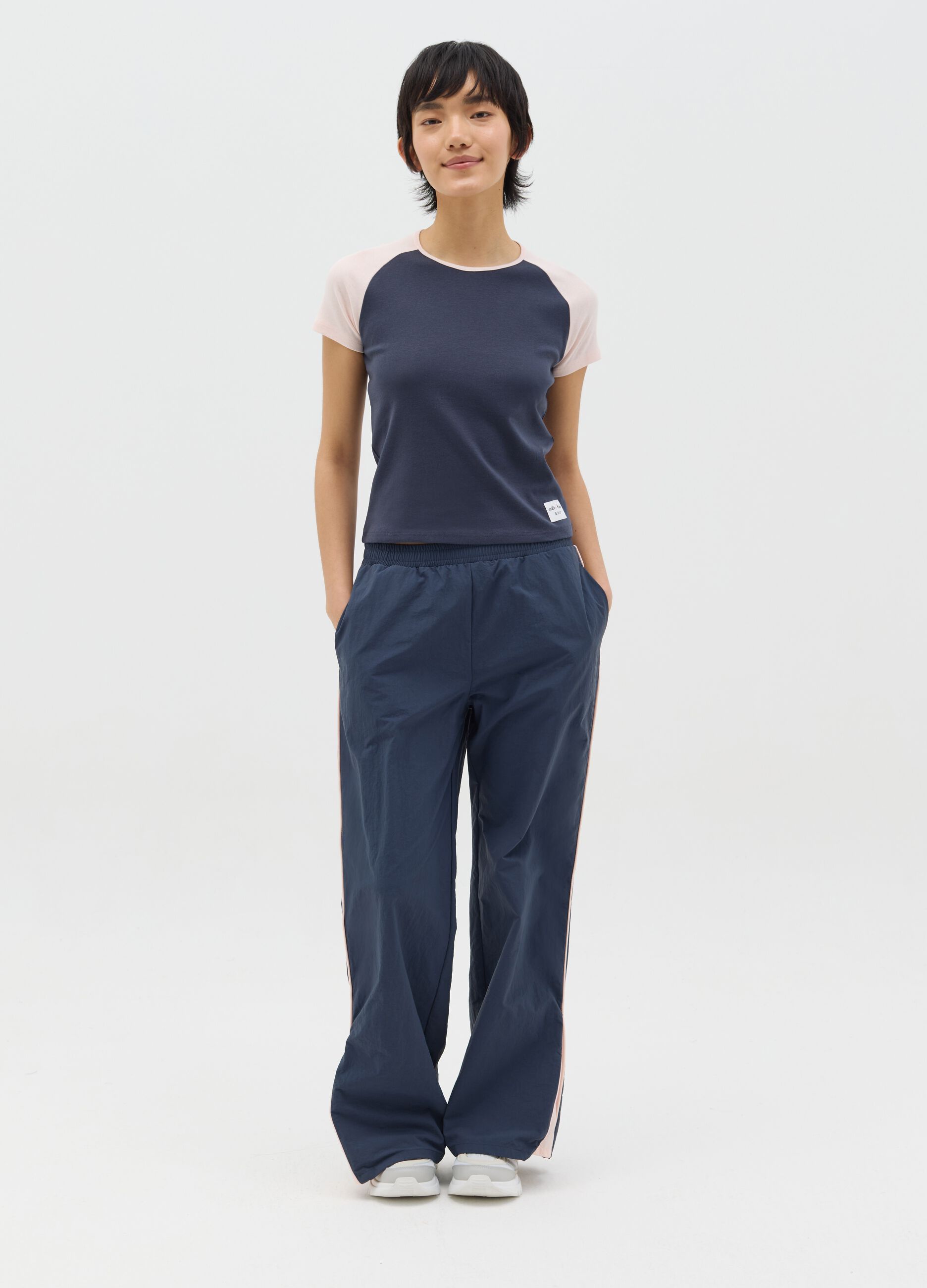 Blue T-shirt with pink raglan sleeves