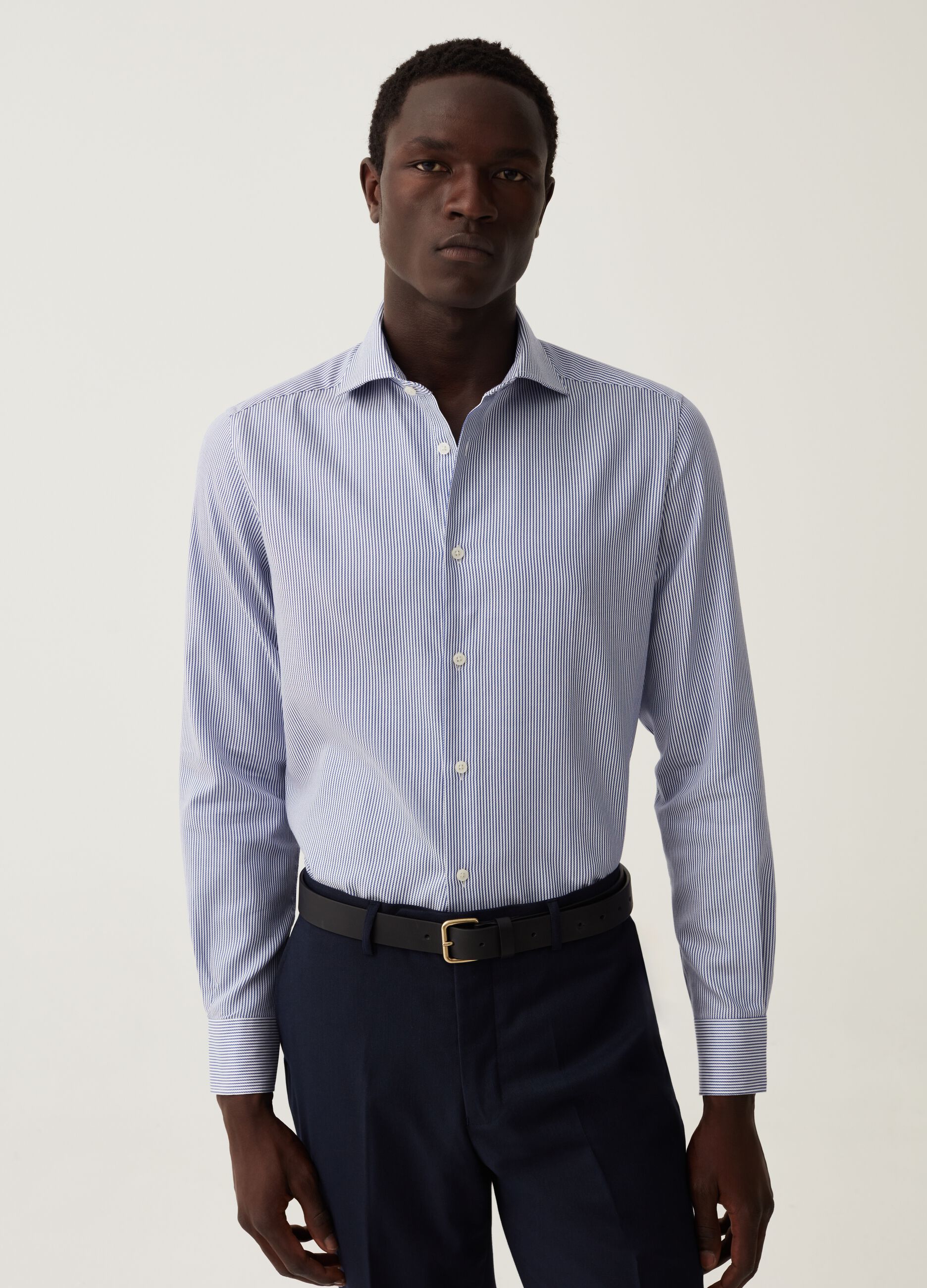 Camicia slim fit in cotone a righe sottili