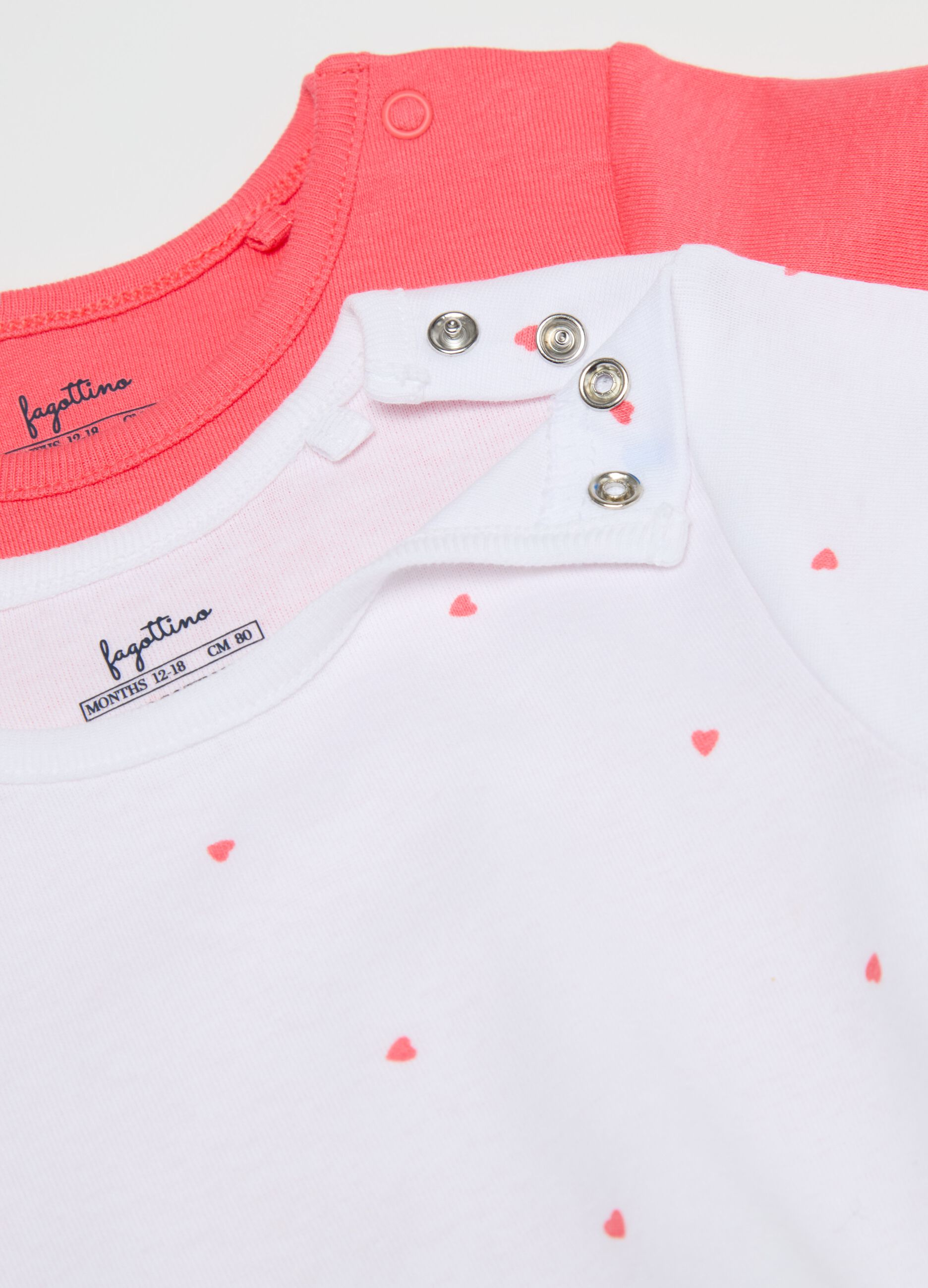Three-pack bodysuits in organic cotton with small hearts and girl puppy print