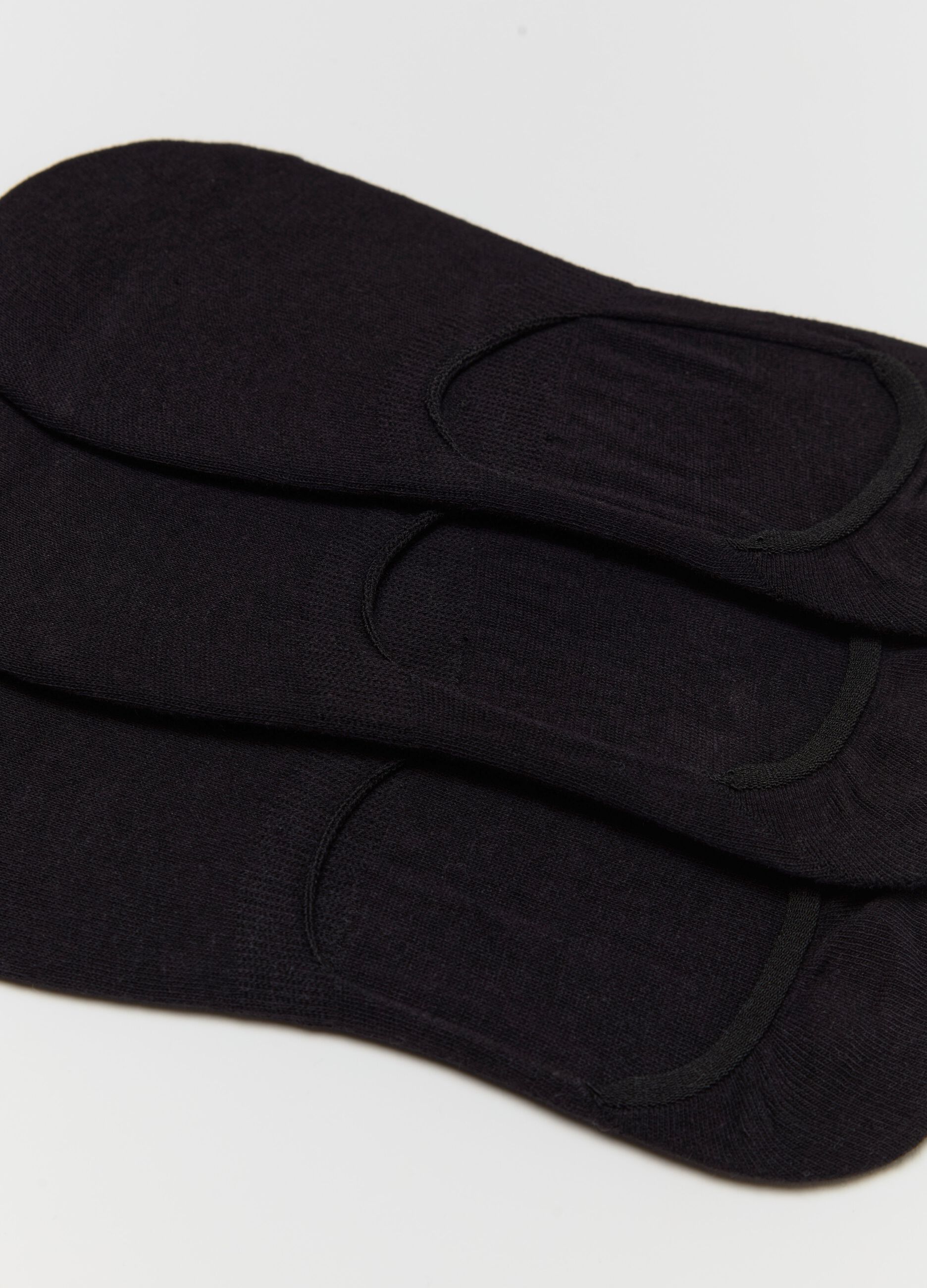 Two-pair pack solid colour shoe liners