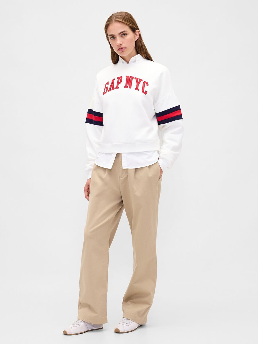 White Sweatshirt with GAP NYC Logo_2