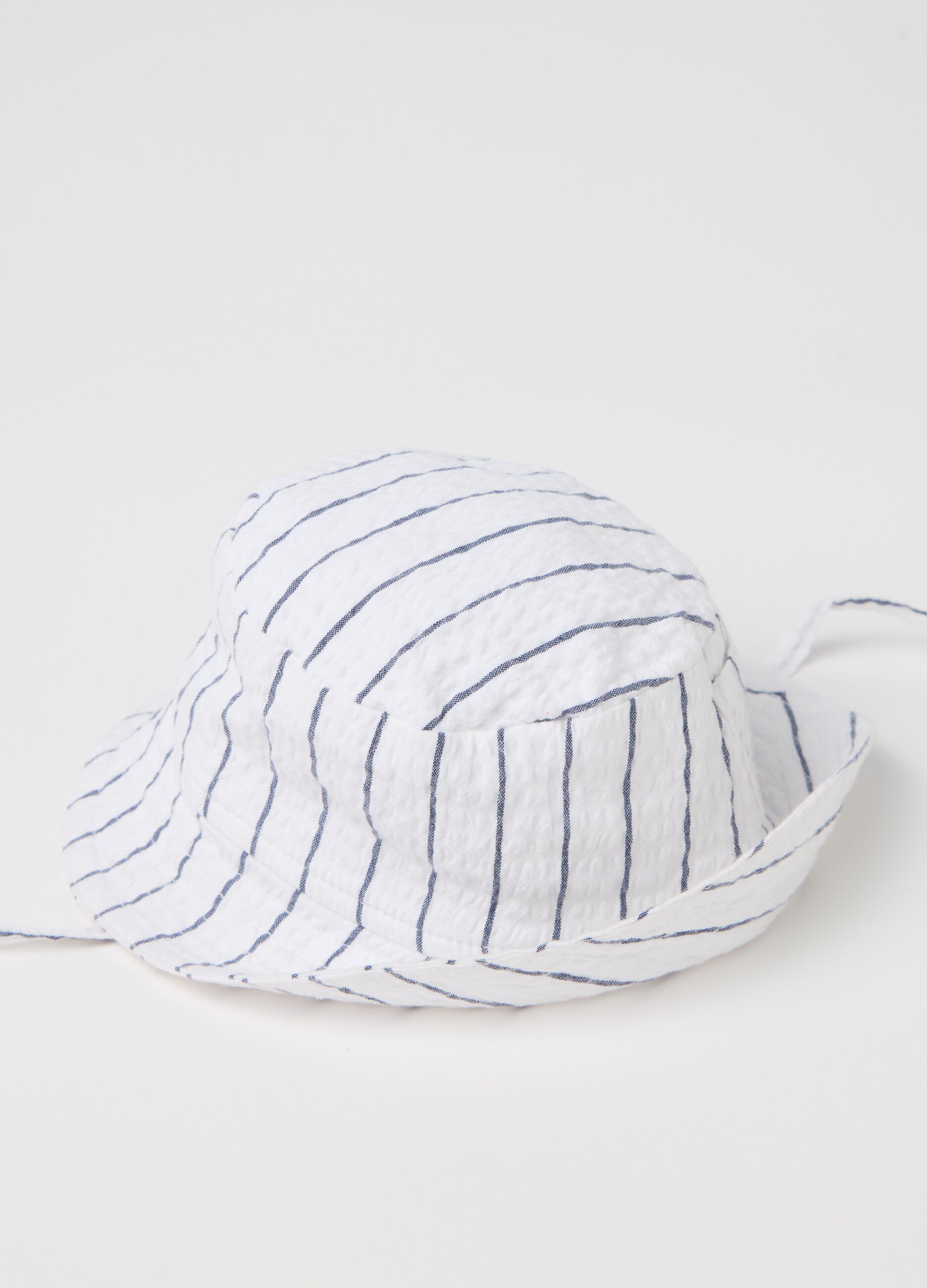 Striped cloche hat in cotton and Lyocell