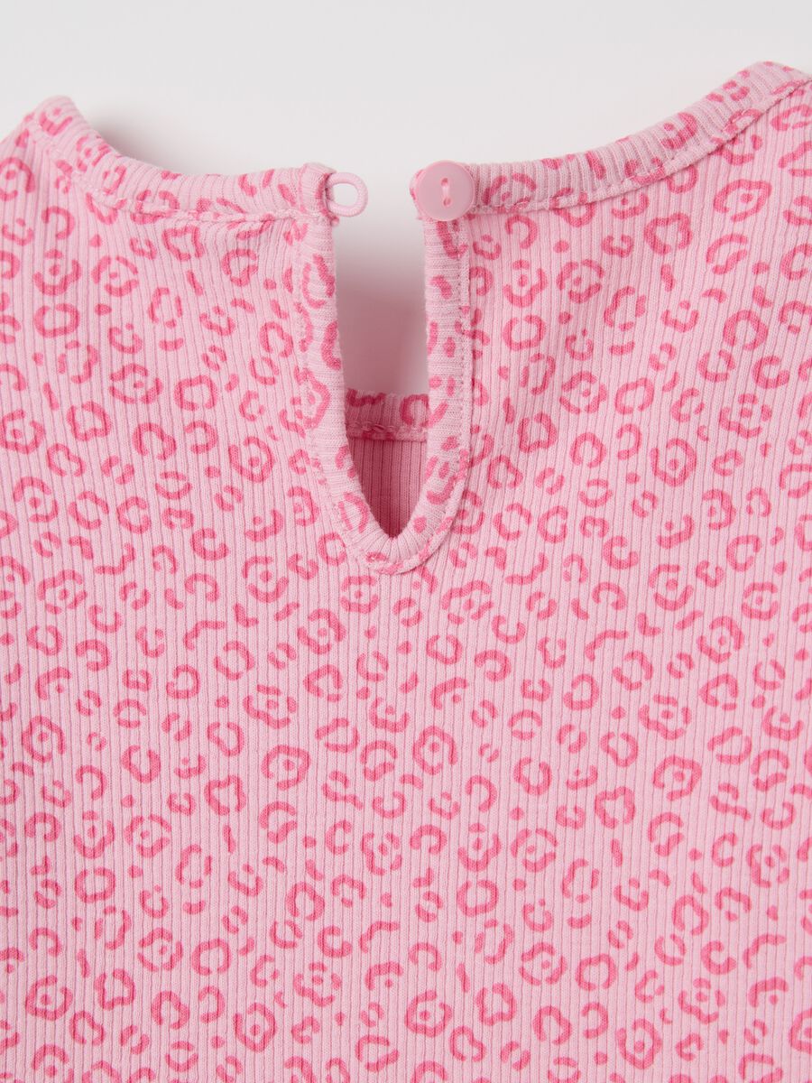 Pink ribbed T-shirt with animal print_3