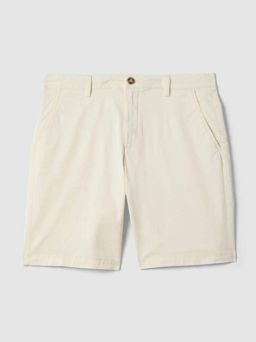 Shorts chino in cotone elasticizzato bianco regular fit_0