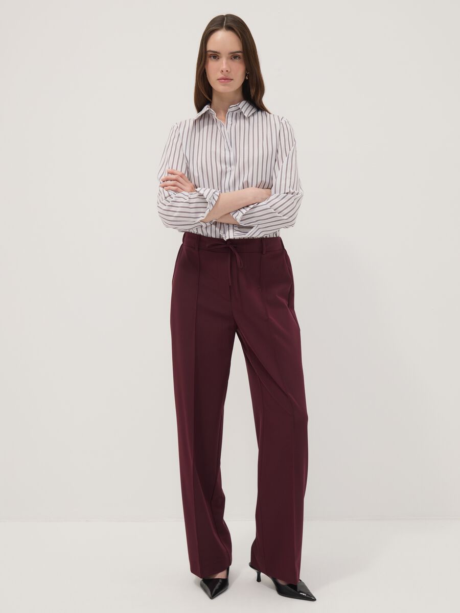 Pantaloni viola in viscosa elasticizzato straight fit_0
