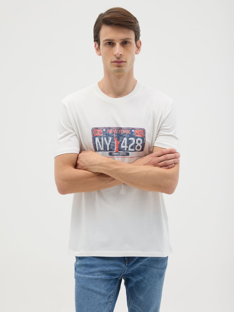 White Pure Cotton Regular Fit T-shirt_0
