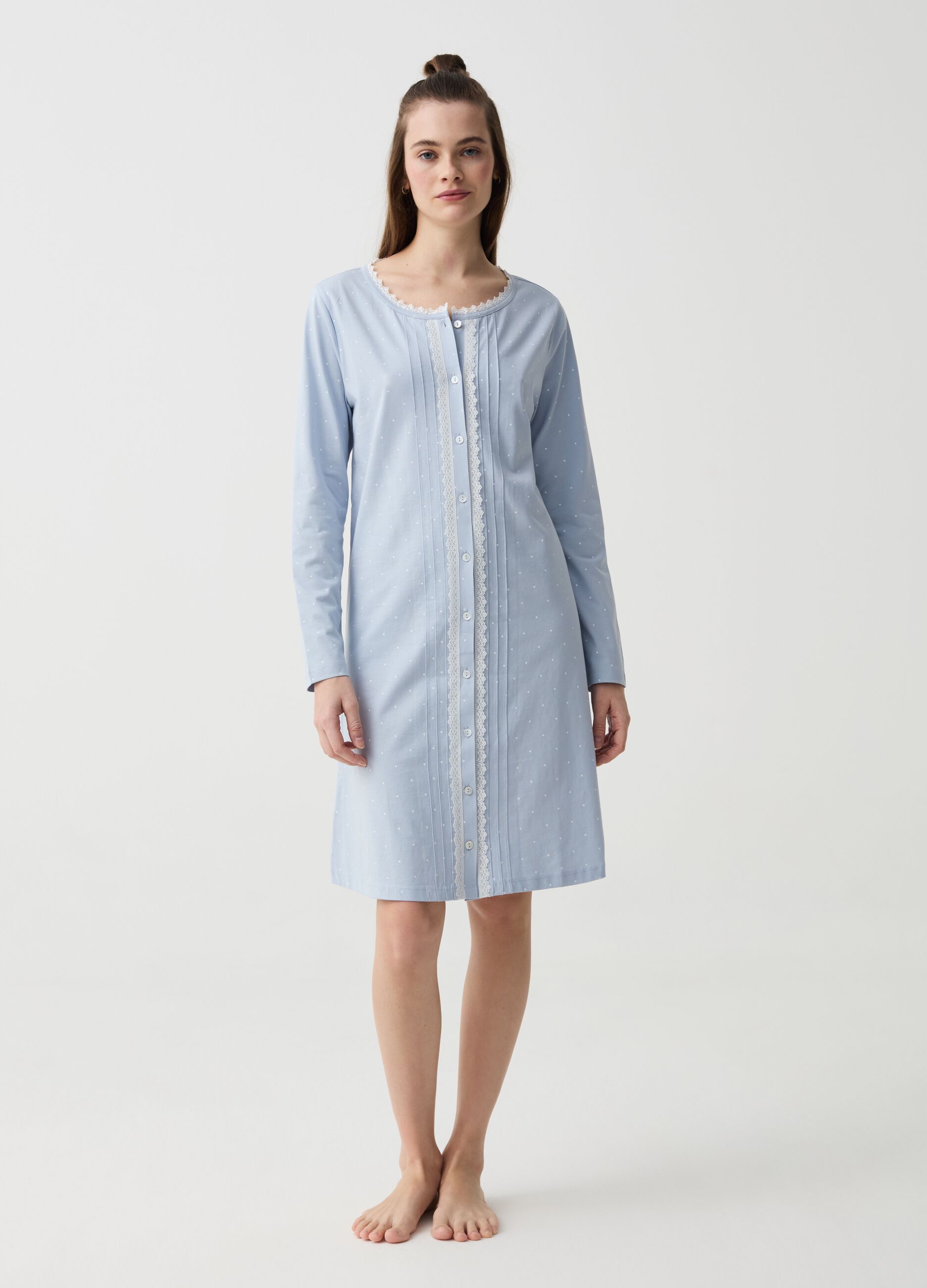 Polka dot nightdress with buttons and lace