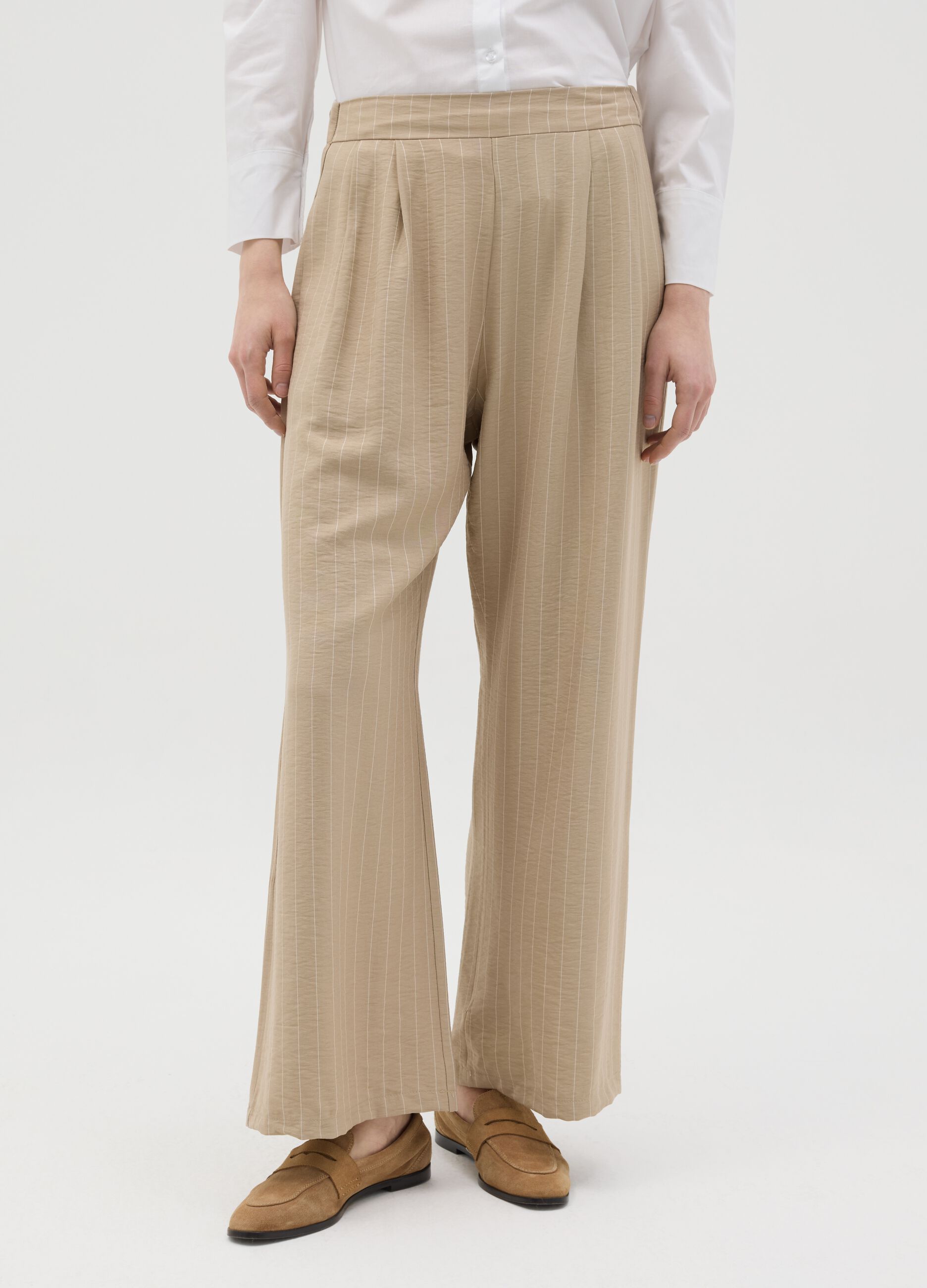 Beige palazzo trousers with striped pattern