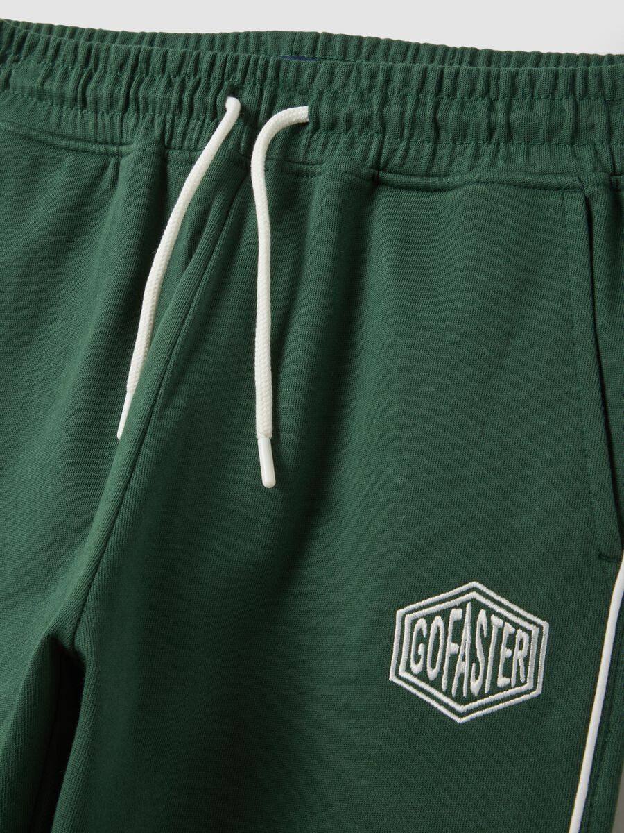 Pantaloni jogger verdi in puro cotone con coulisse_2