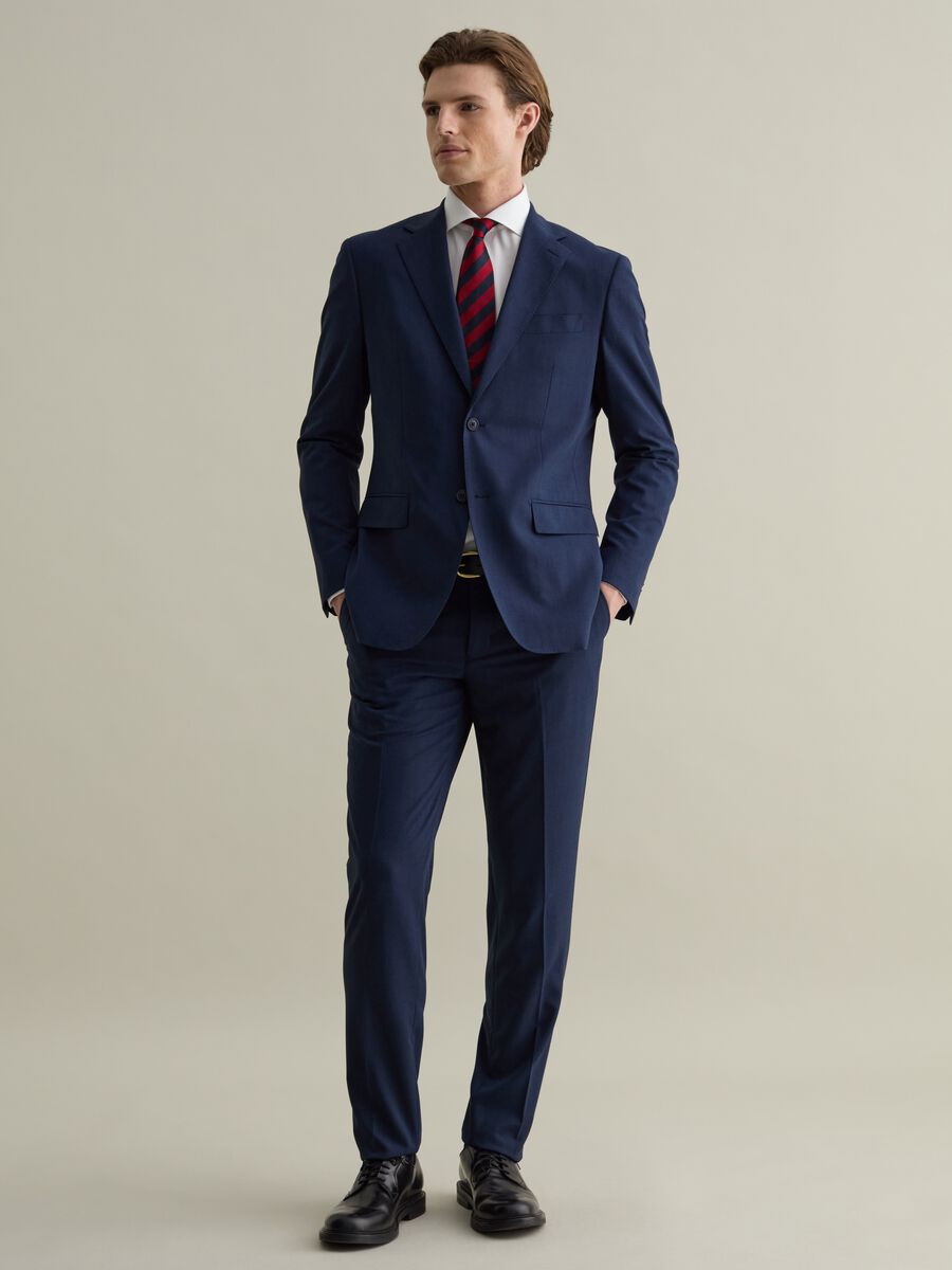 Slim-fit trousers with micro weave_0