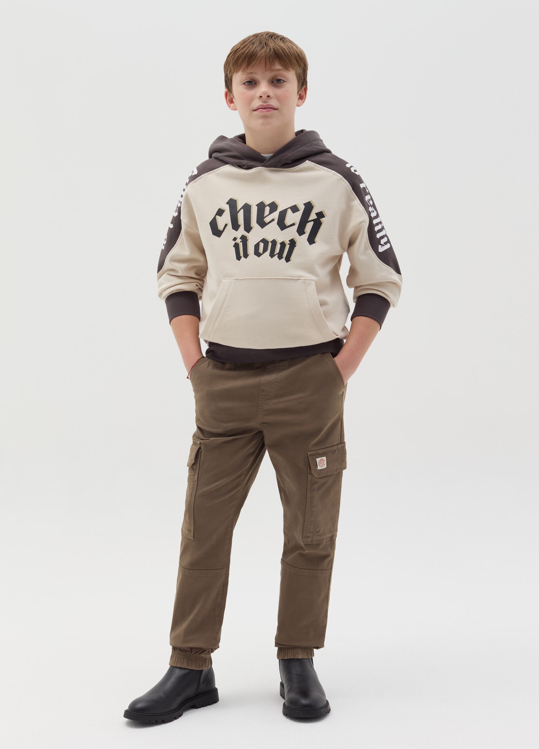 Pantaloni e Joggers Ragazzo Marrone OVS