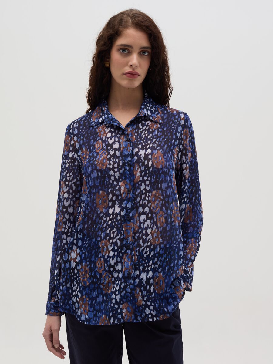 Shirt with patterned print_0