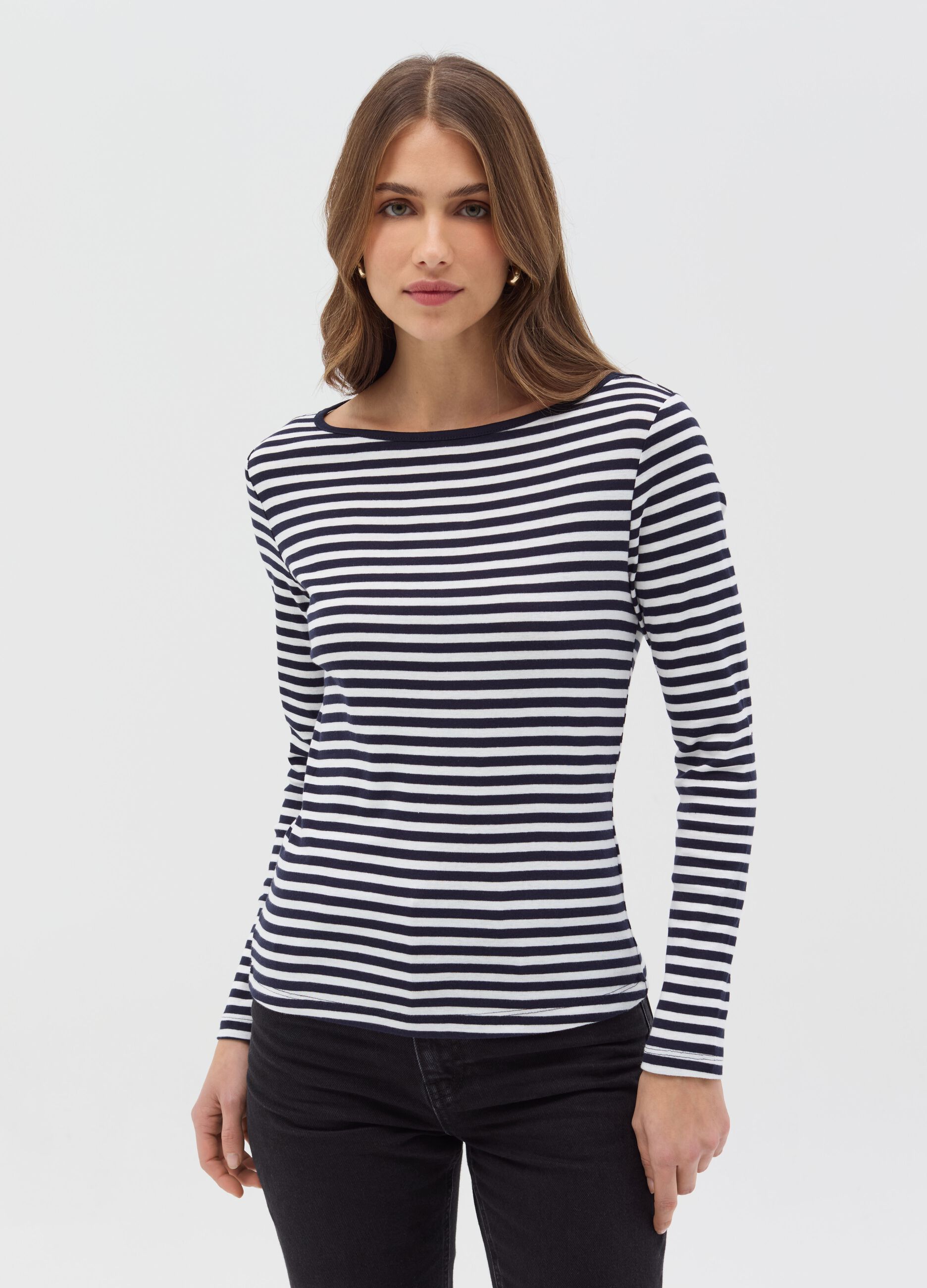 T-shirt a righe con maniche lunghe