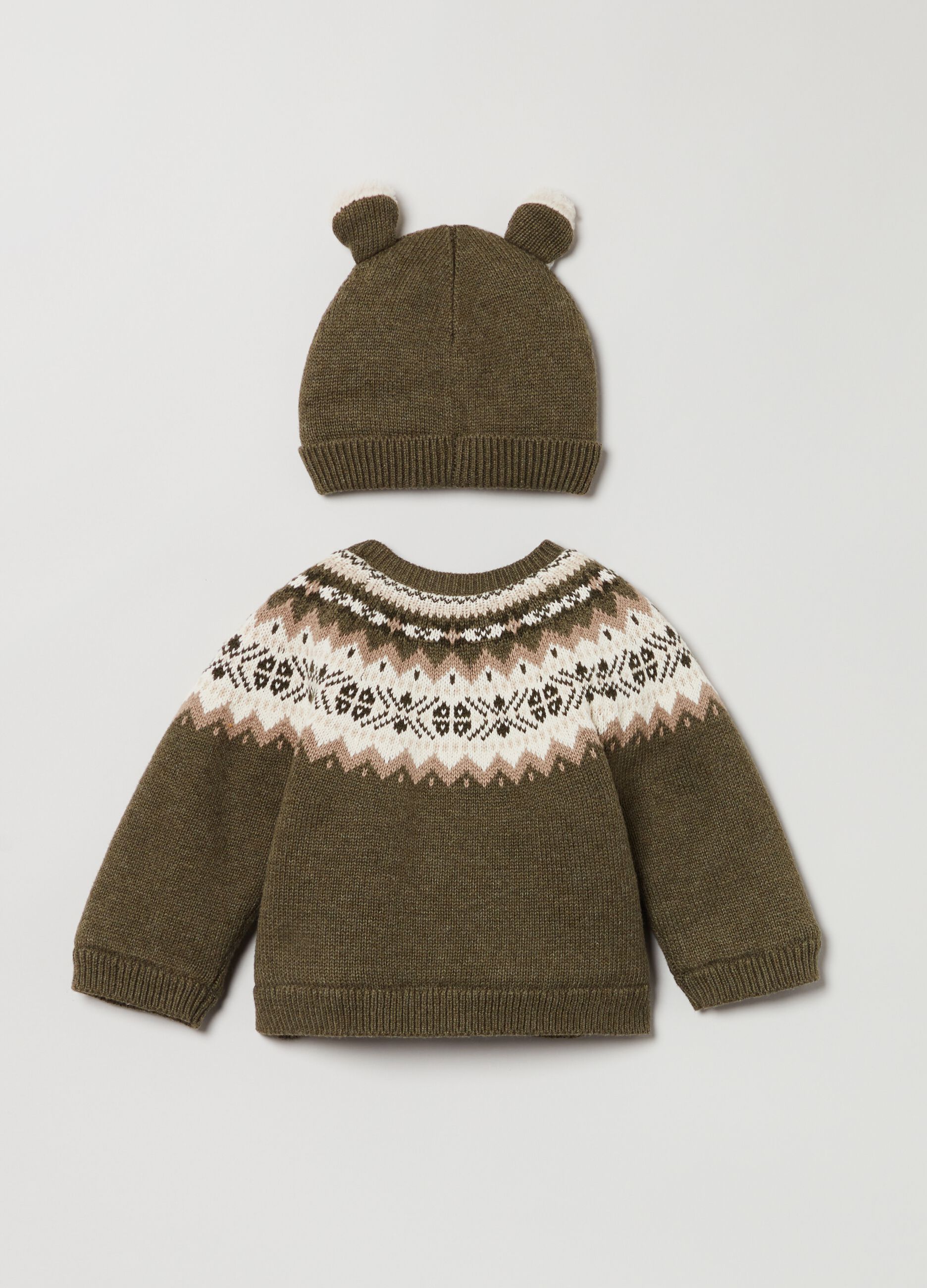 Cardigan and hat set with ears