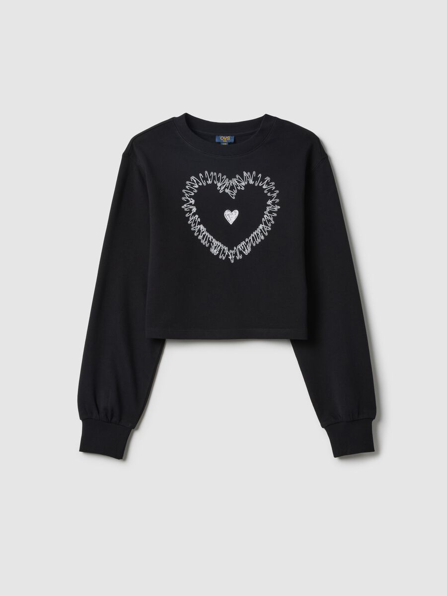 Girl's regular fit black pure cotton sweatshirt with embroidered heart_0