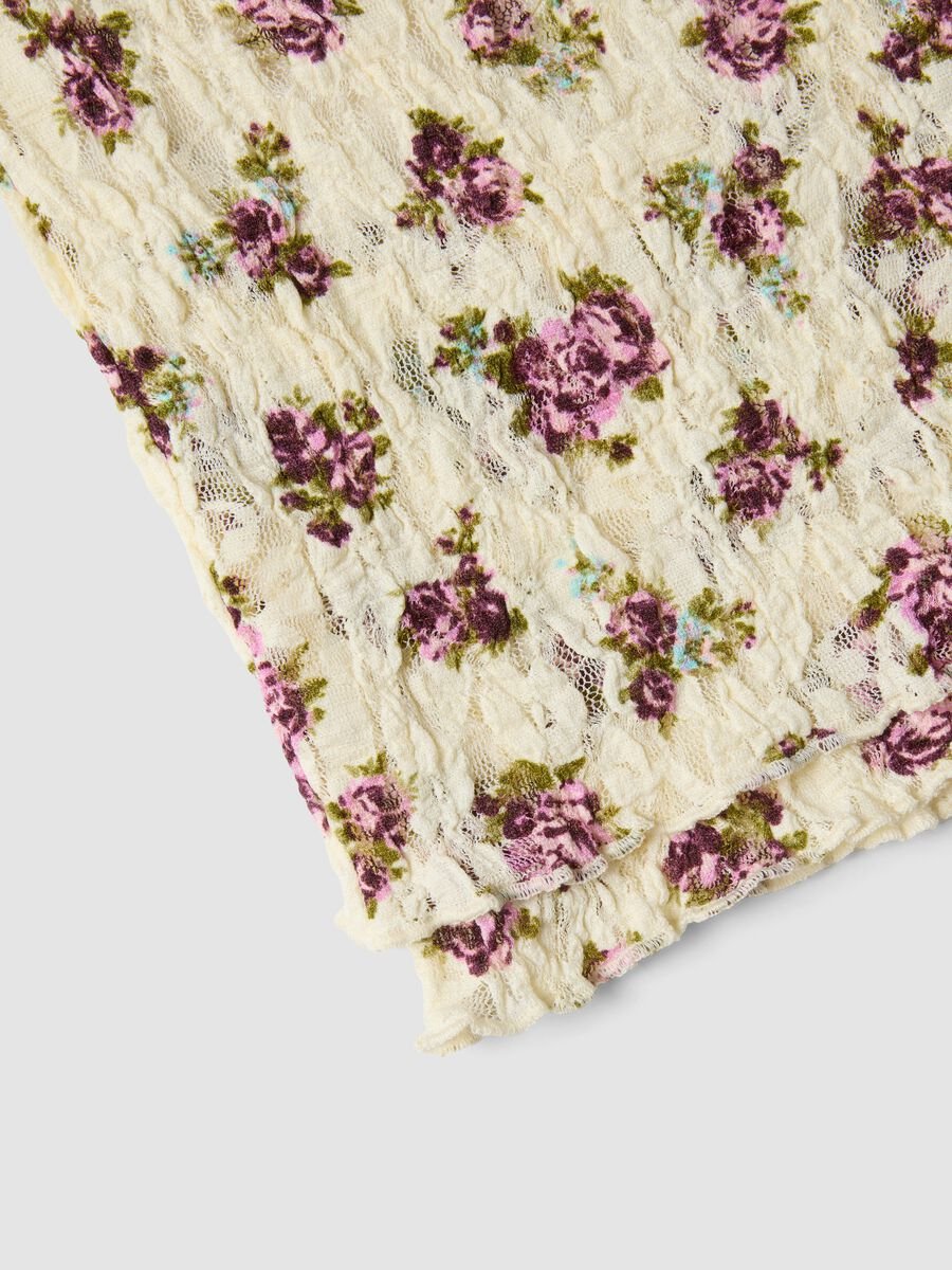 Top beige corto in tessuto elasticizzato a fiori regular fit_5