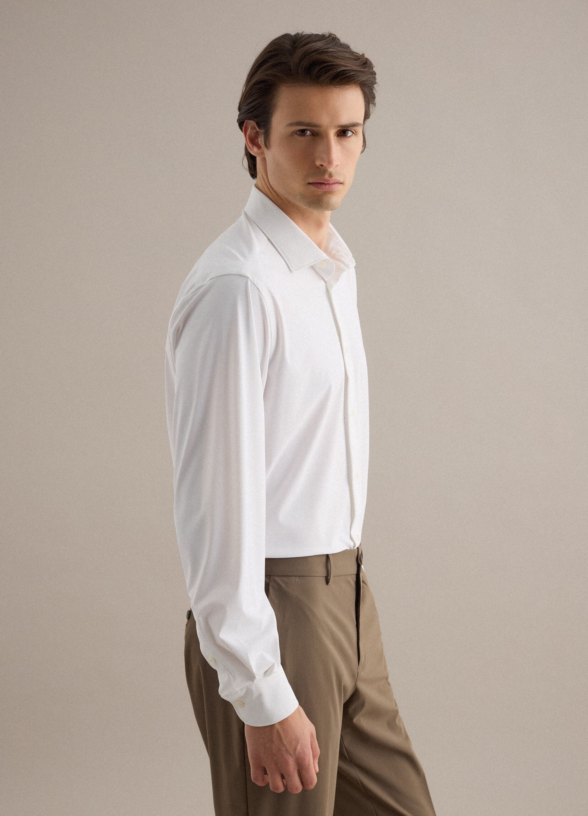 Camicia a maniche lunghe bianca slim fit con colletto classico