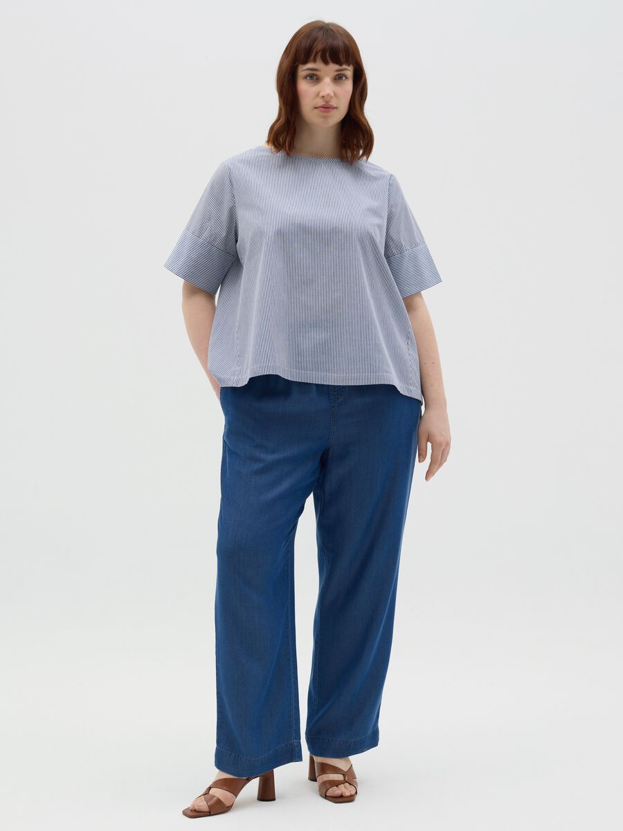 Curvy blouse with white and blue stripes_1