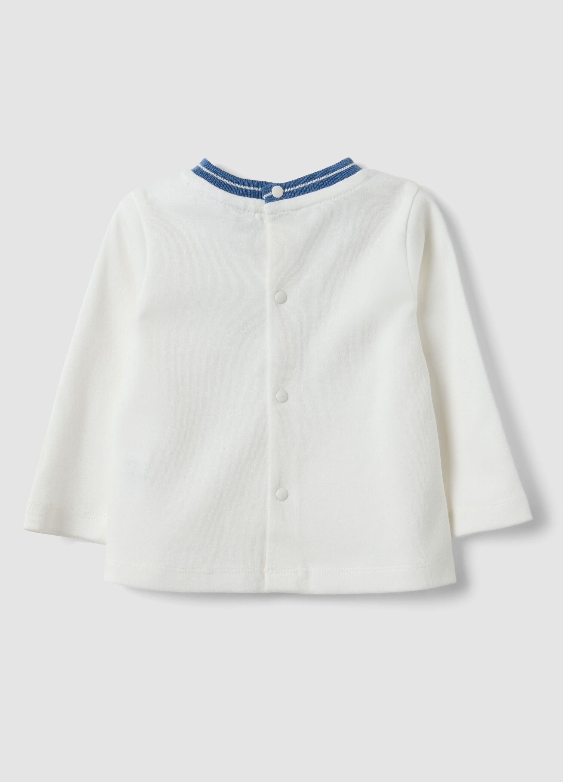 White organic cotton top with front print, regular fit