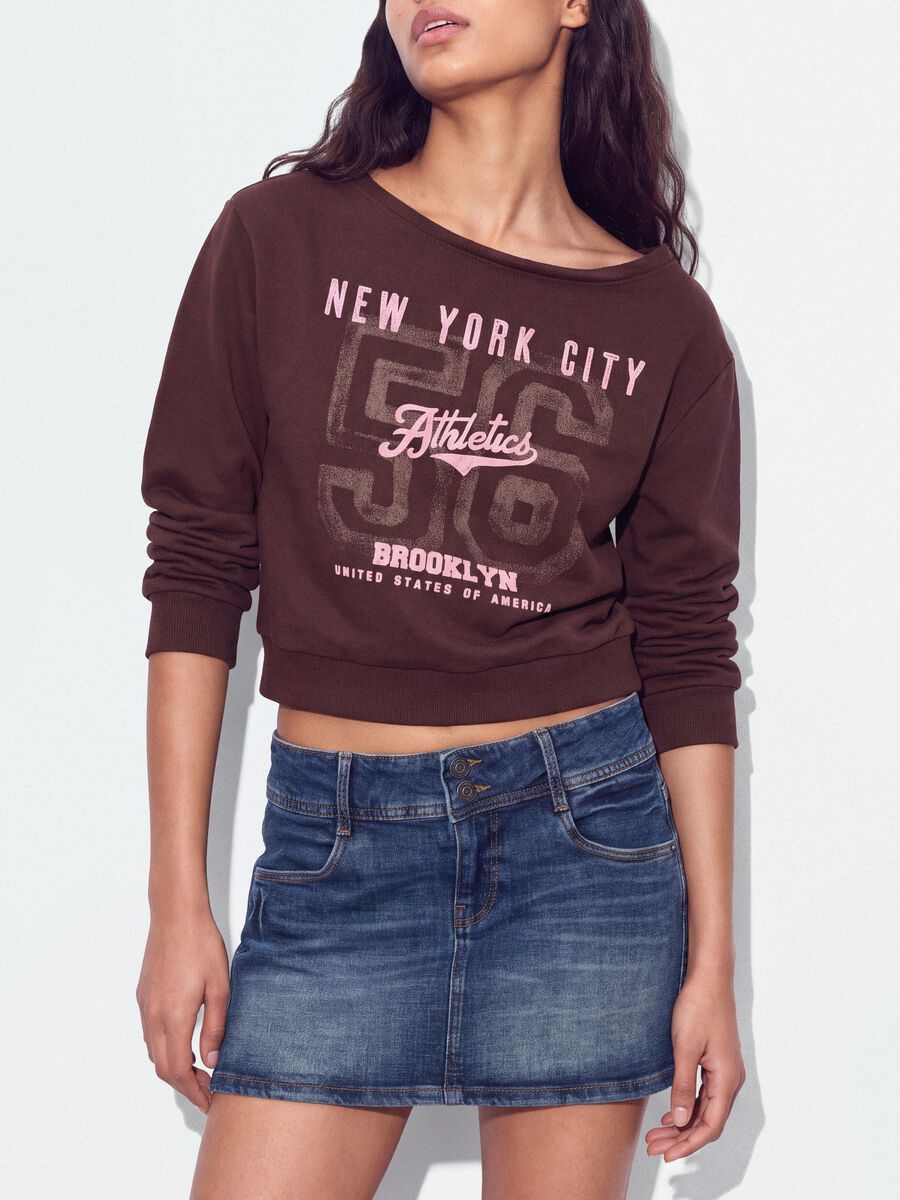 Brown cotton-blend sweatshirt with wide neckline, regular fit_3