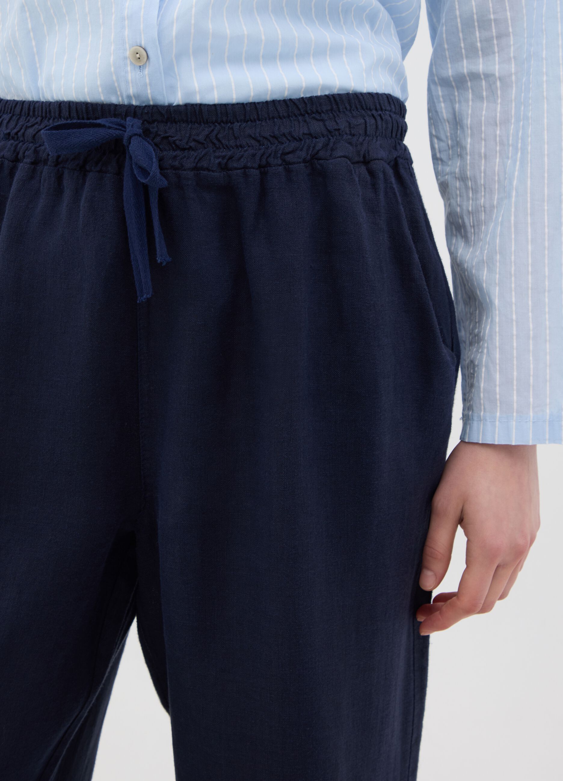 Women's pure blue linen trousers with regular fit