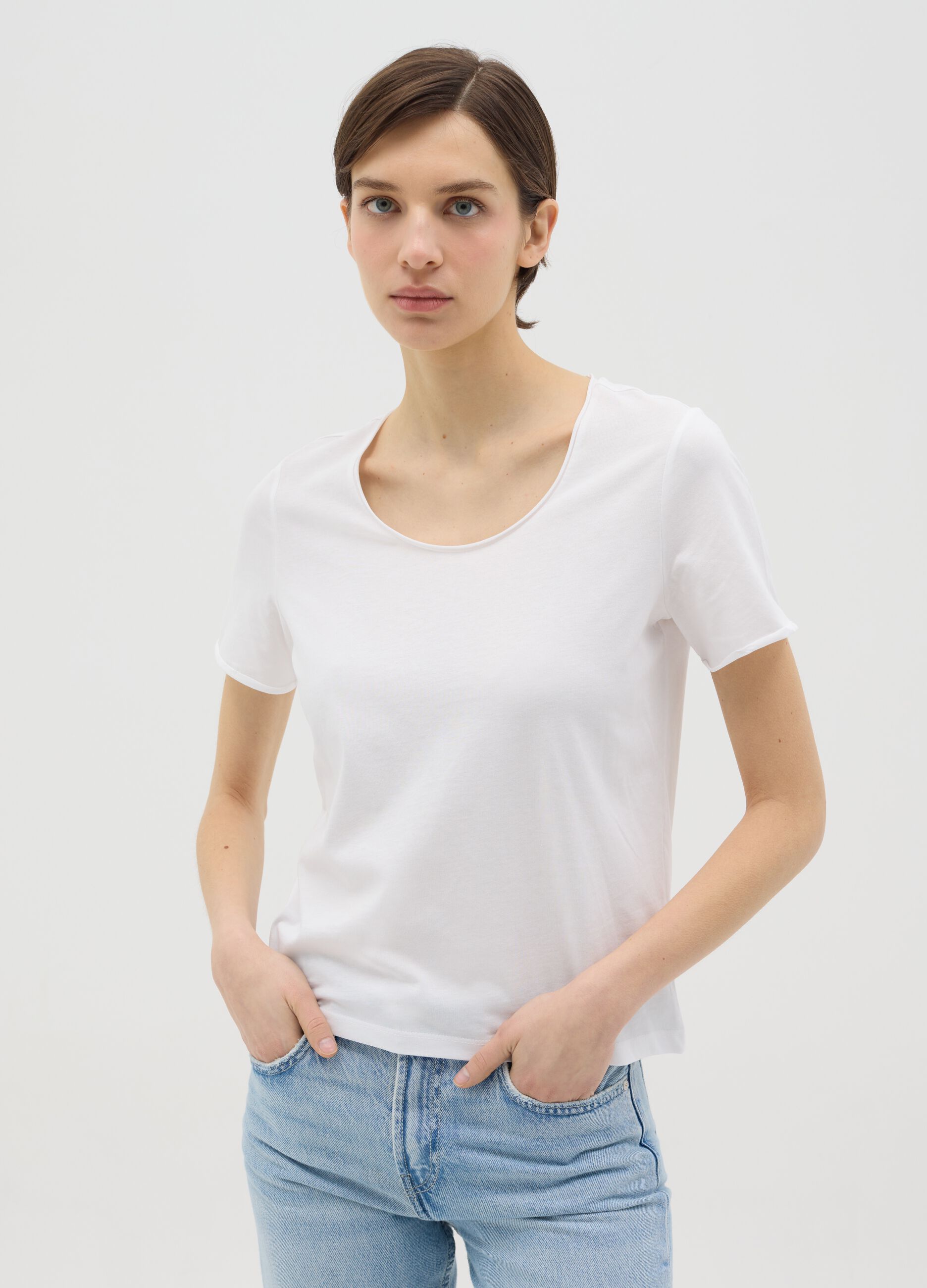 White relaxed-fit T-shirt in cotton