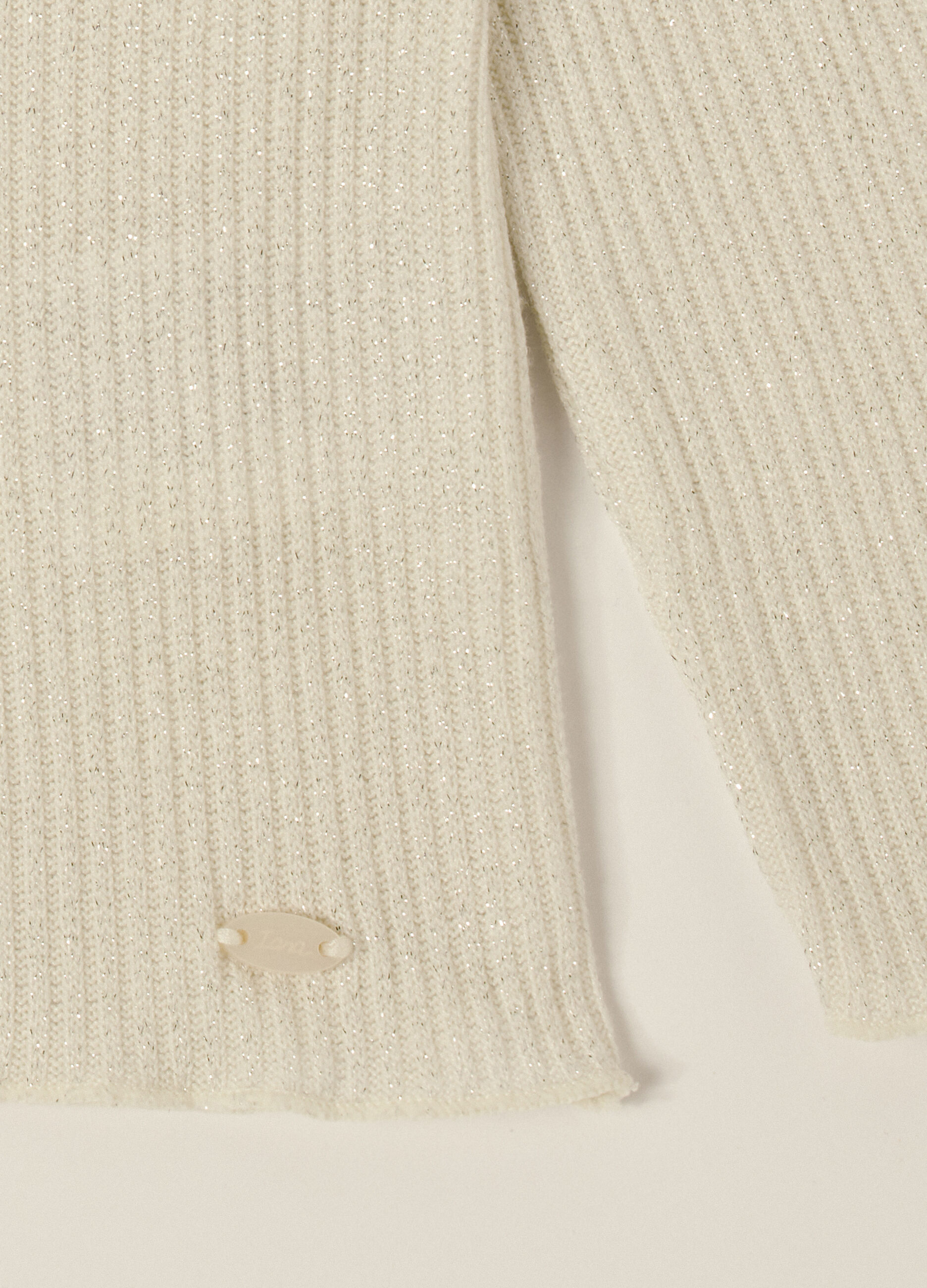 Beige ribbed jumper with metallic fibres