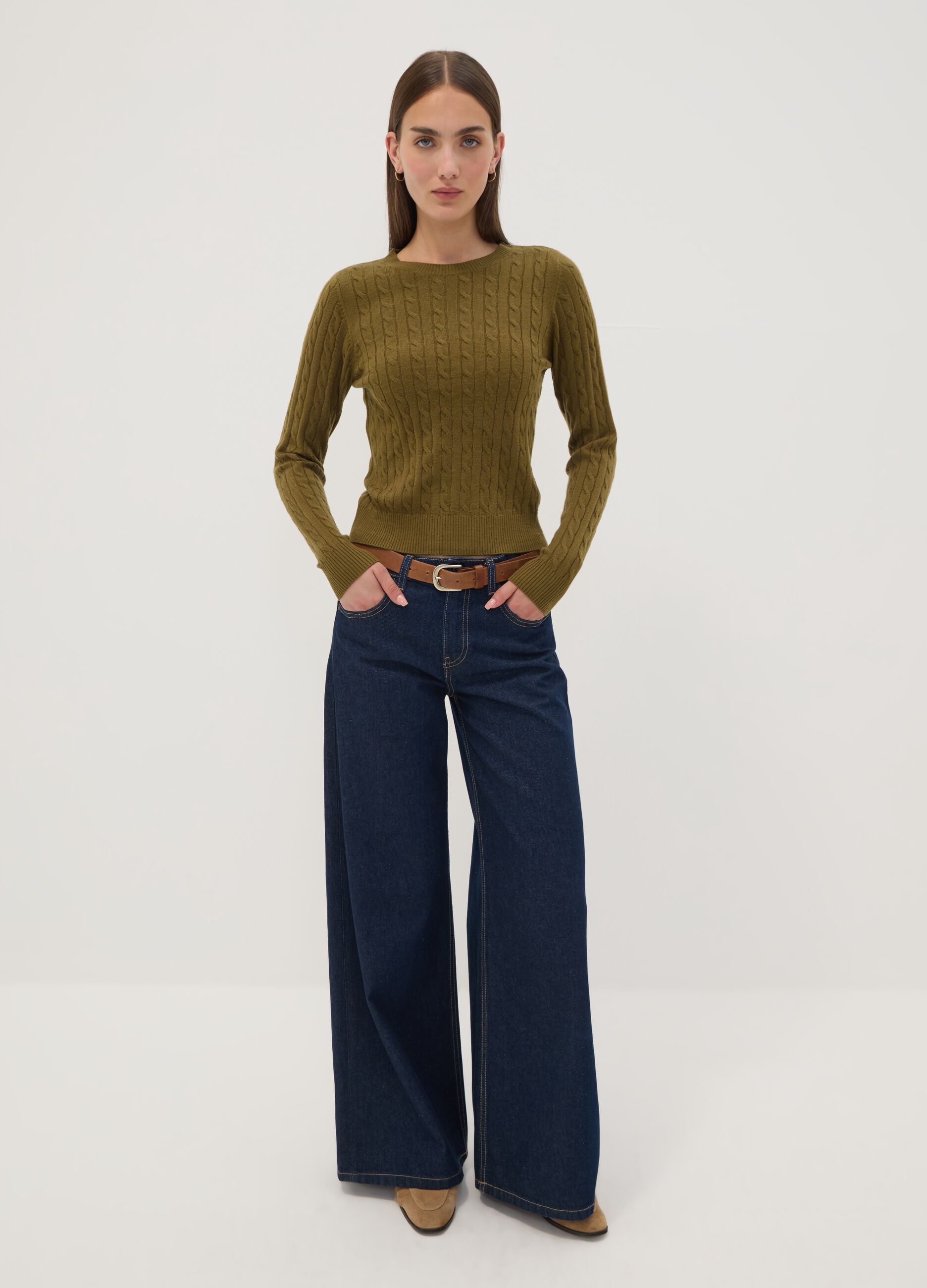 Olive green cable-knit crew neck jumper, regular fit