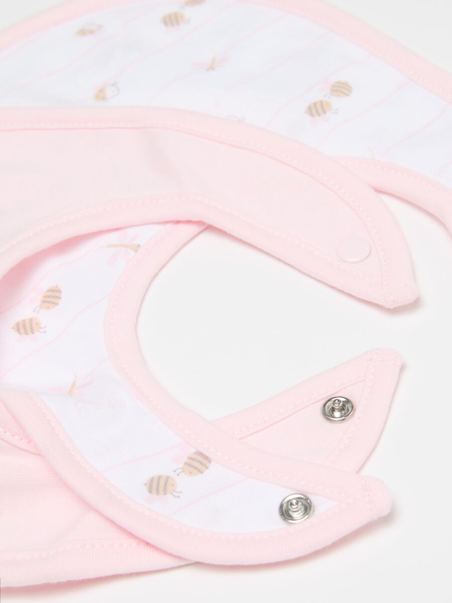 Two-pack bibs with "Welcome to the World" embroidery_1